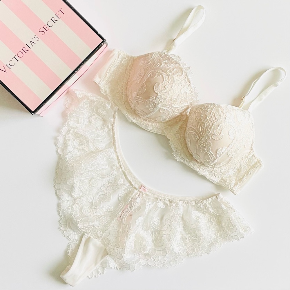 36C SMALL Victoria’s Secret white embroidered bra set